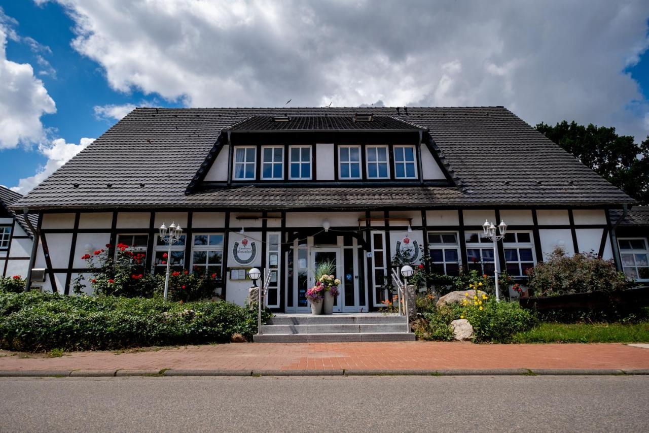 Landhotel Rosenhof Garni Am Plauer See Mit Ladesaeule Fuer E-Autos Quetzin Exterior photo